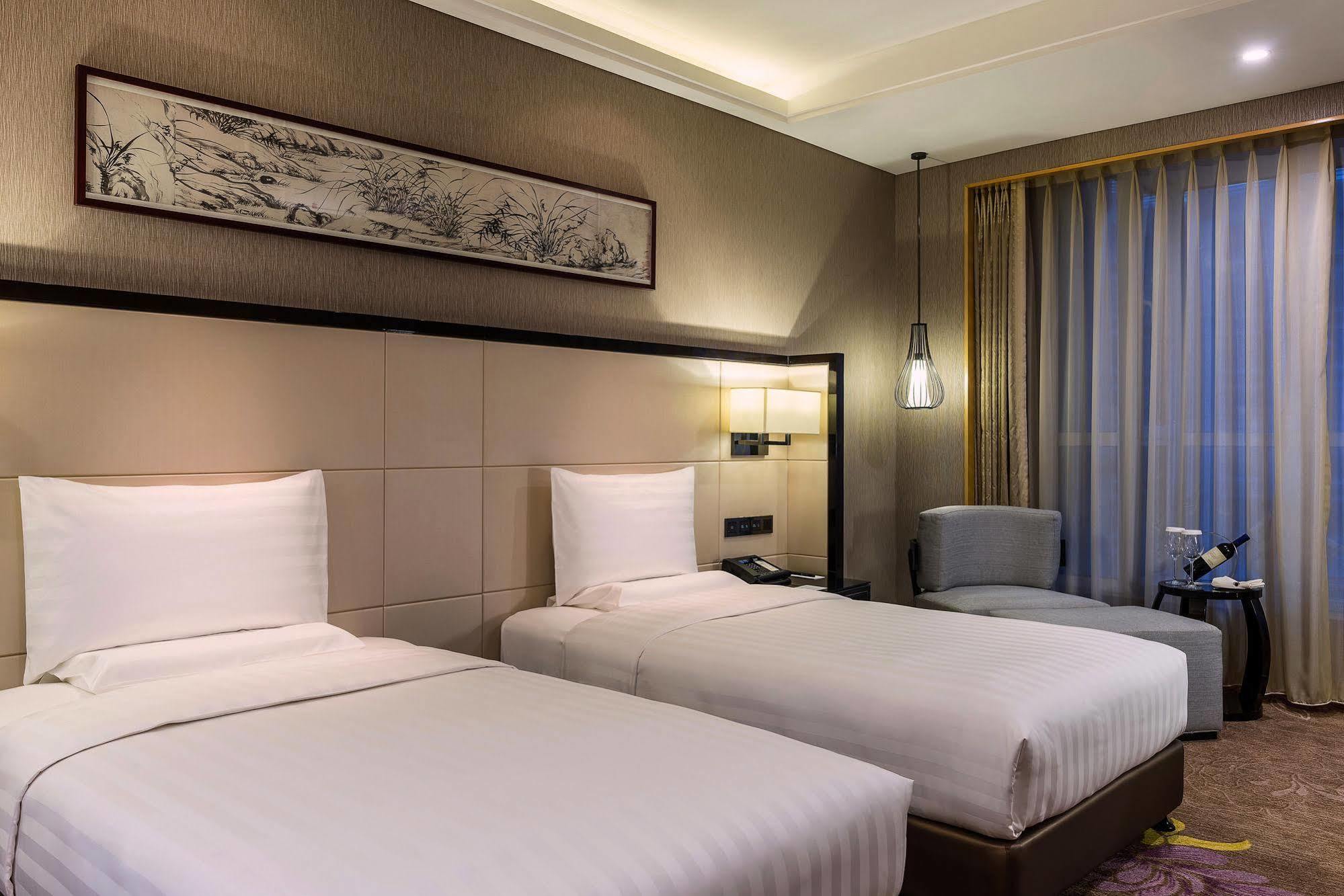 Pullman Qingdao Ziyue Hotell Eksteriør bilde